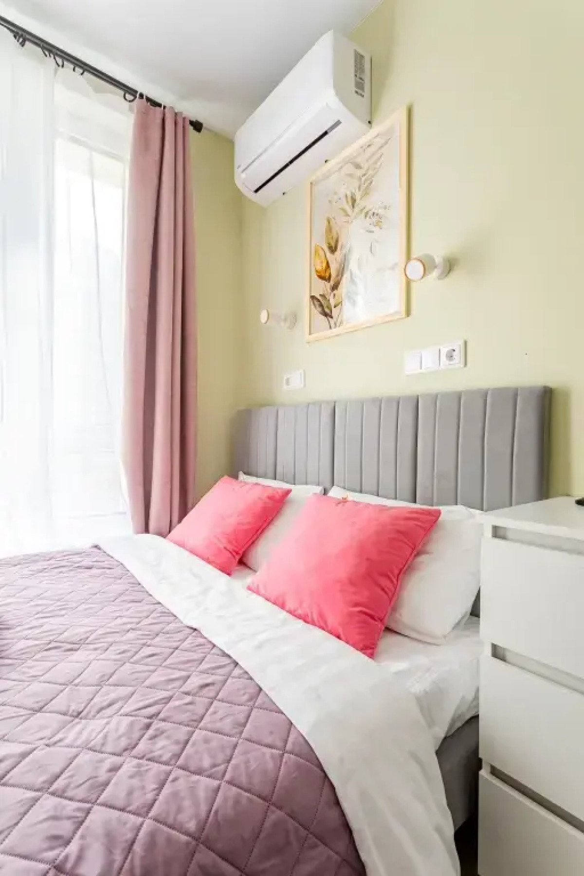 Апартаменты InHome24 Стильная Студия у Станций Метро Стрешново и Войковской