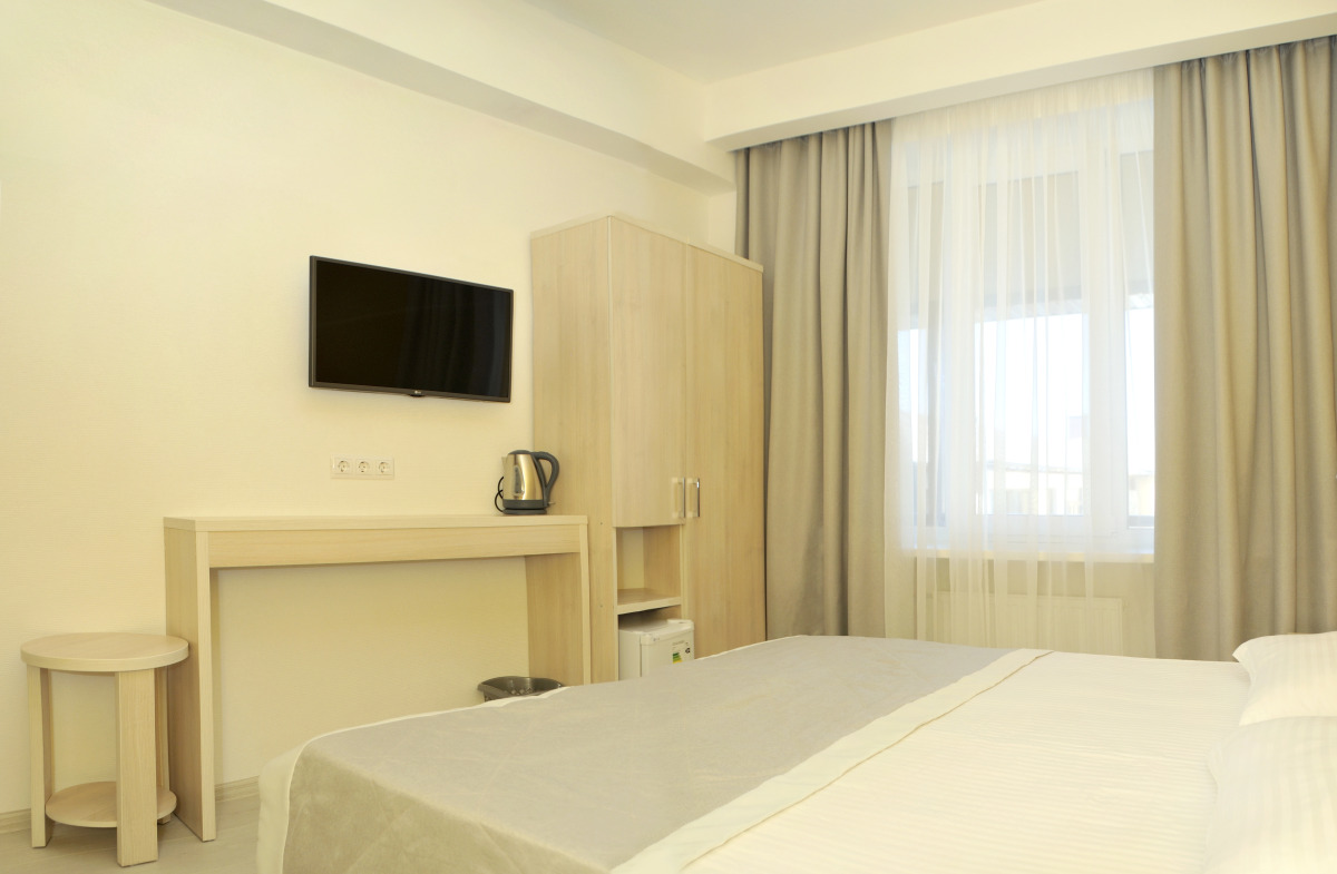 Отель Черноморский