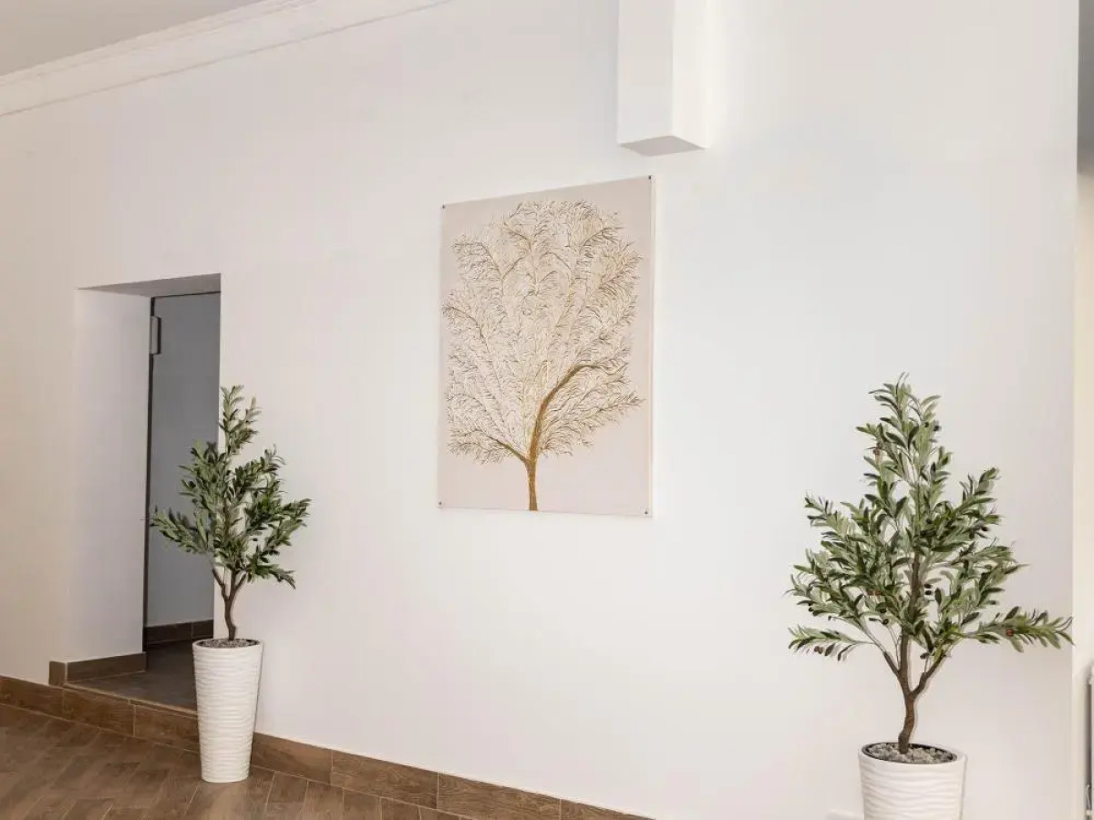 Отель ЧЕГЕТ ОТЕЛЬ СТАР