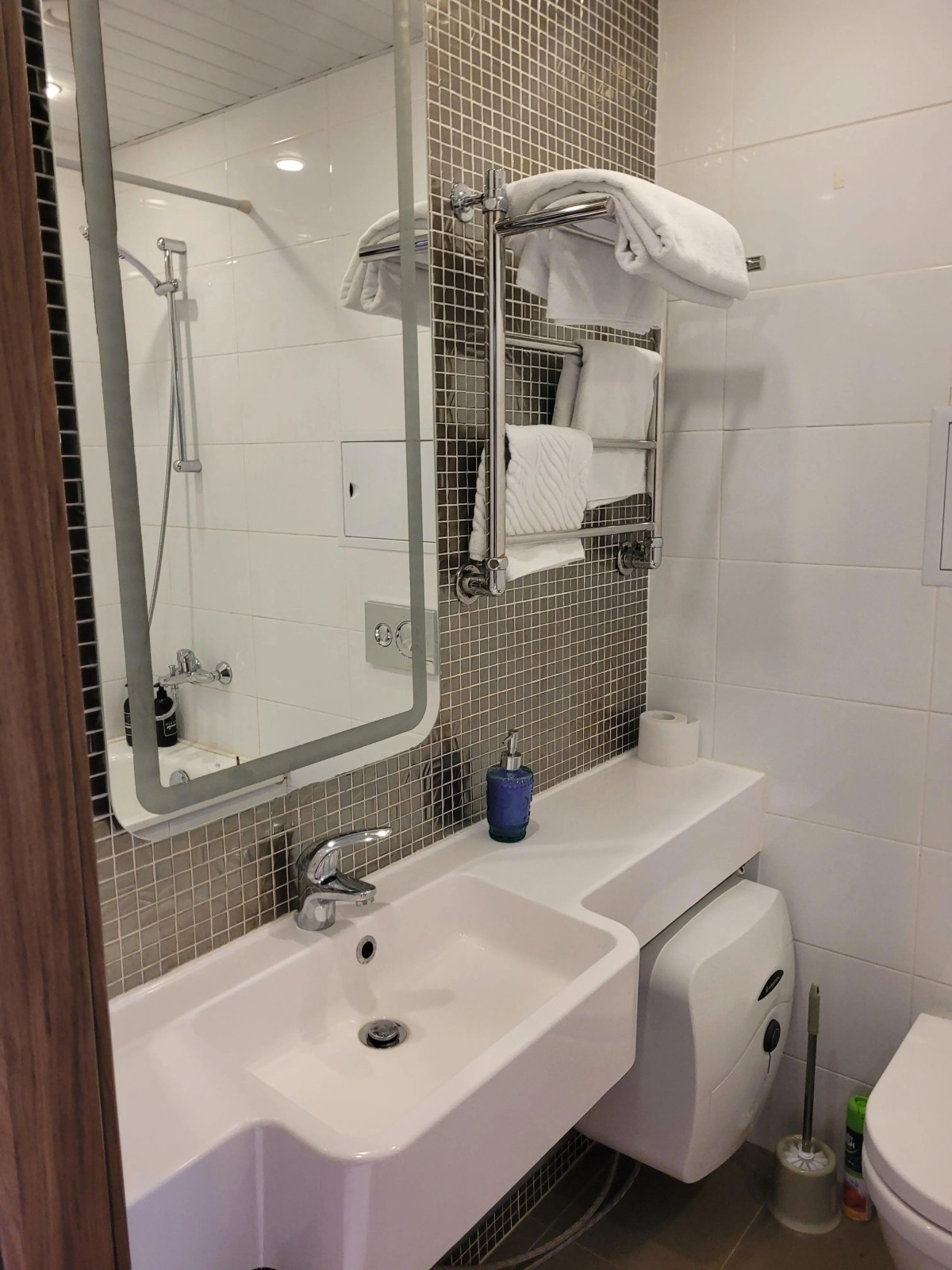 Апартаменты Аксиома 8