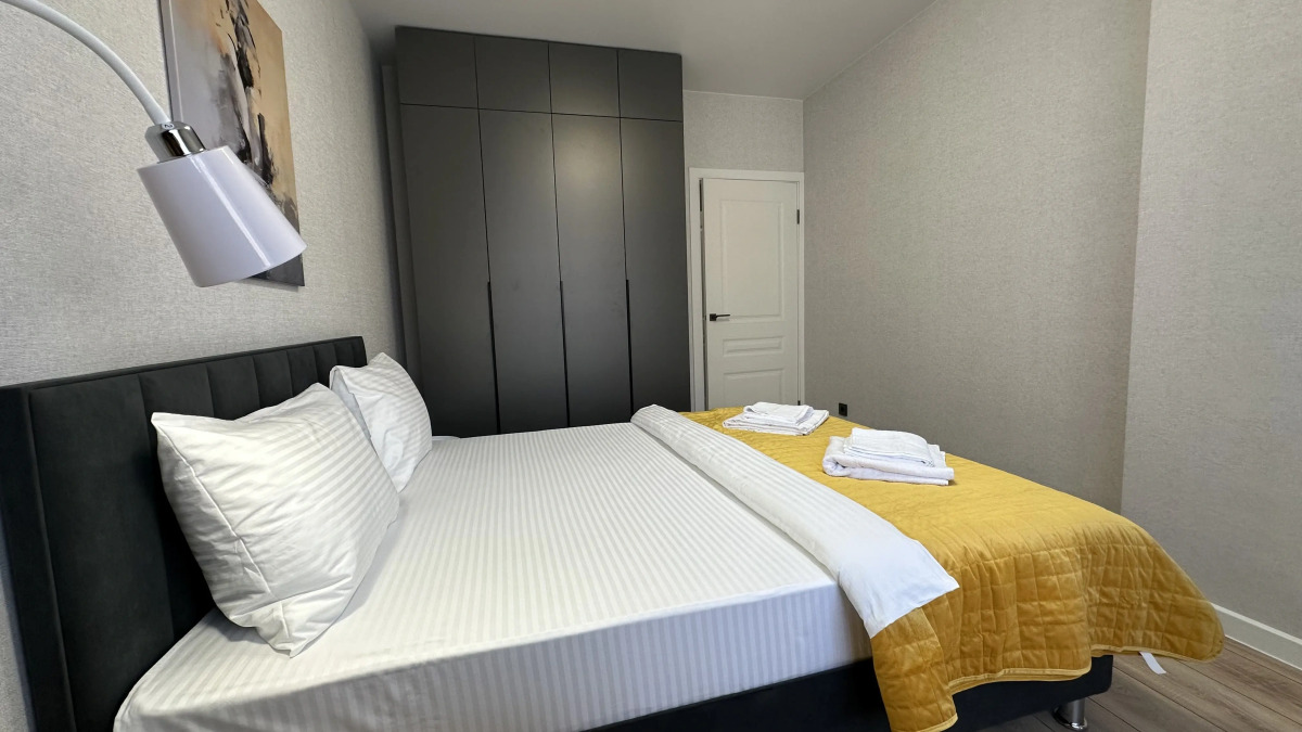 Квартира жёлтая Беличенко 92к4