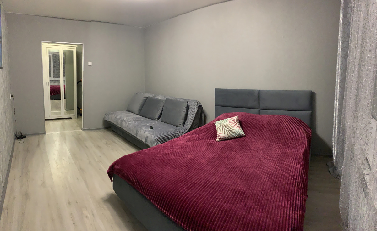 Квартира с Балконом Комсомольская 106