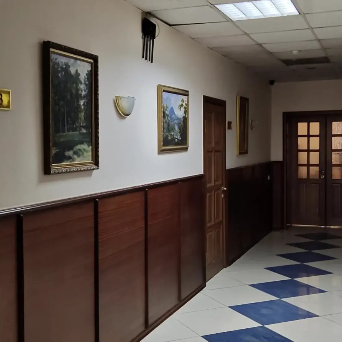 Отель Меркурий и К