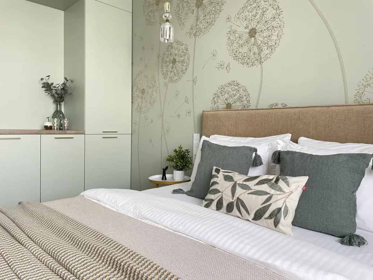 Апартаменты Времена года в Центре города Июнь