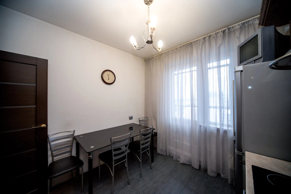 Апартаменты Возле Сибирского клинического центра Аэрокосмического университета