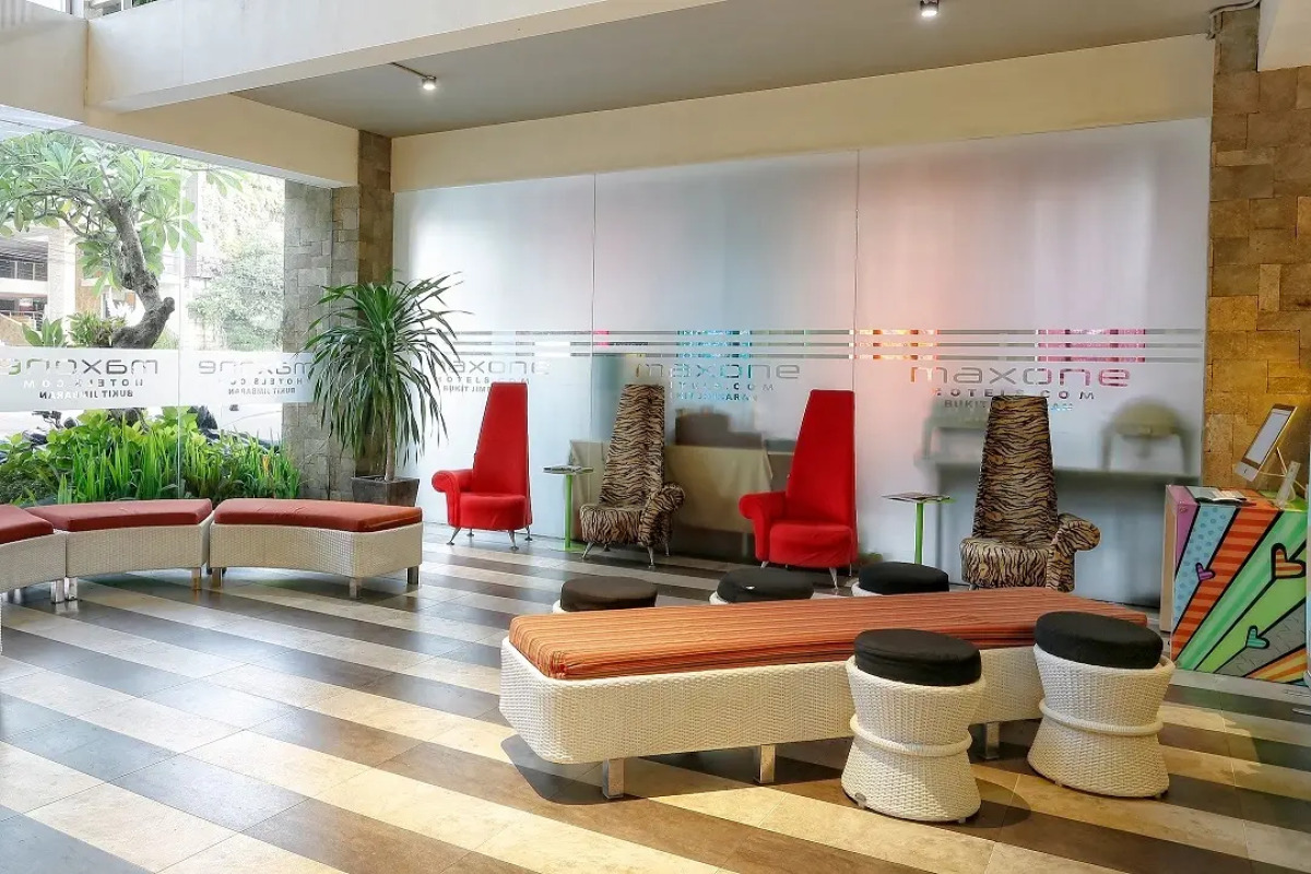 Отель MaxOneHotels Bukit Jimbaran