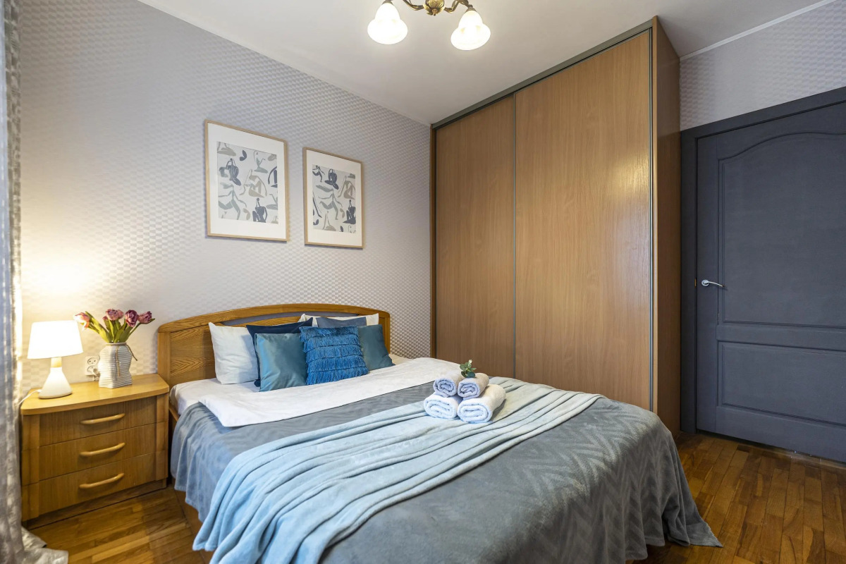 Апартаменты трёхкомнатные рядом с рыбной деревней