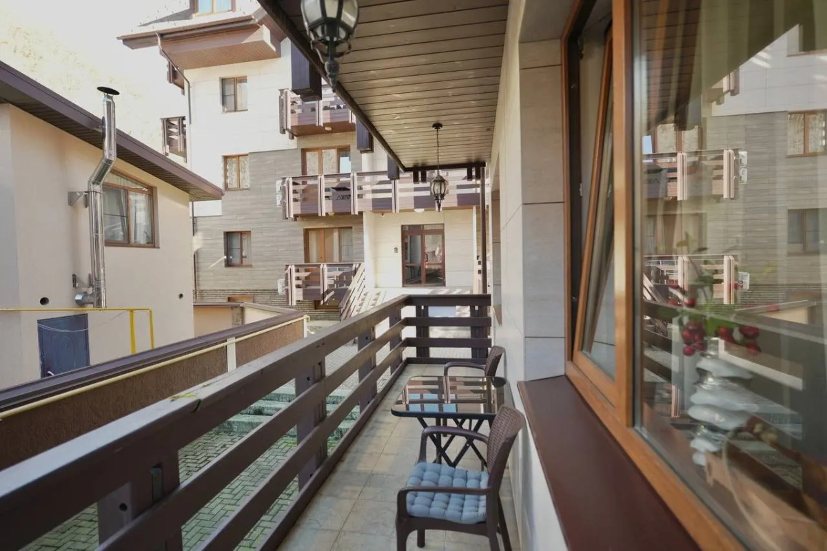 Квартира Двухкомнатная напротив ТЦ Горки Город