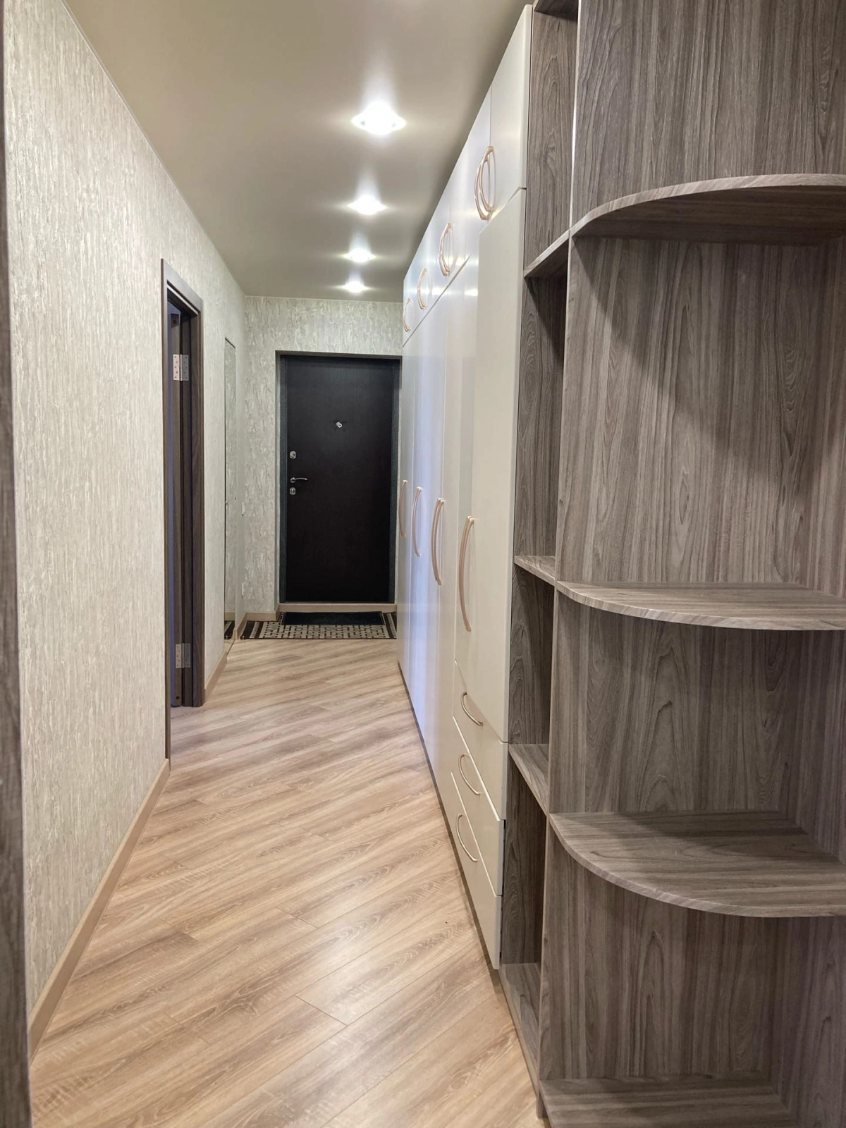 Апартаменты 3-х комнатные на Пролетарской