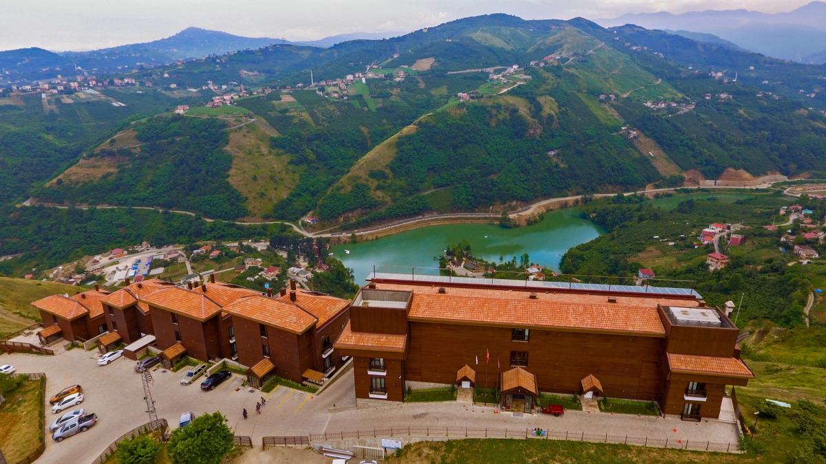 Курортный отель Sera Lake Resort