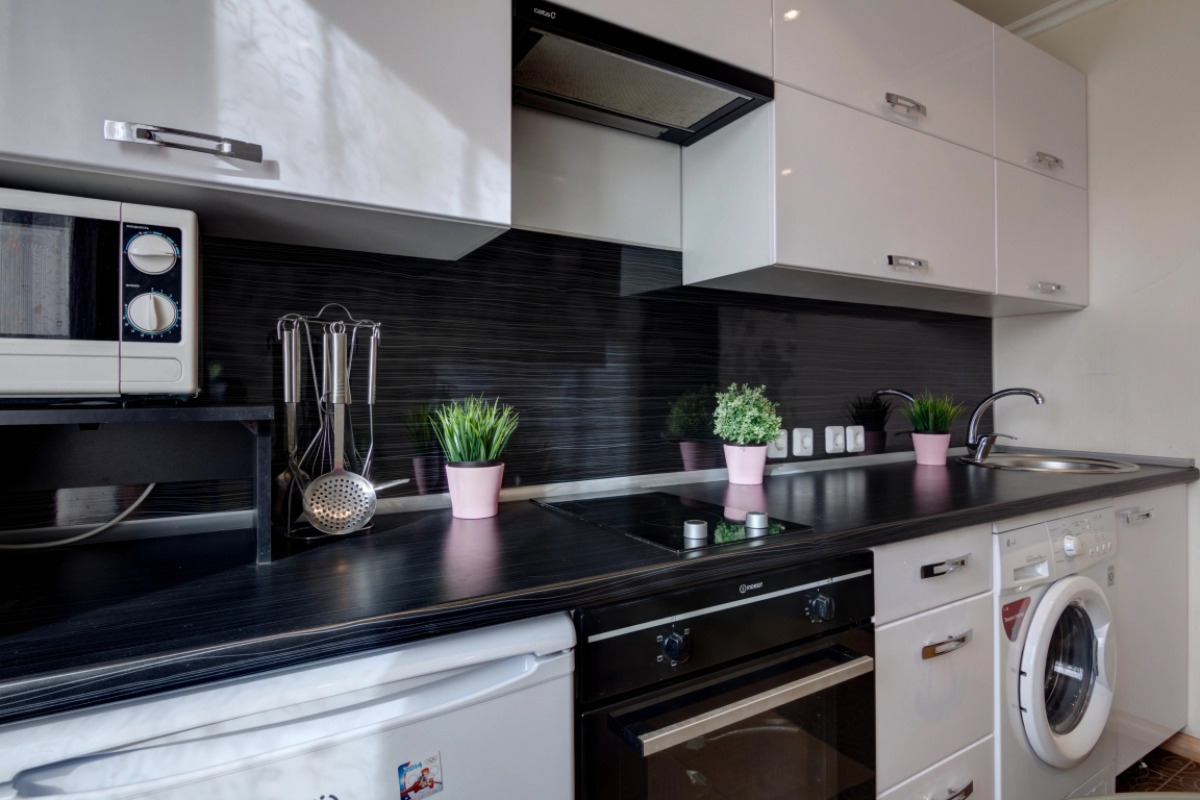 Апартаменты Стандартные с Балконом и Видом на Город на площади МОПРа