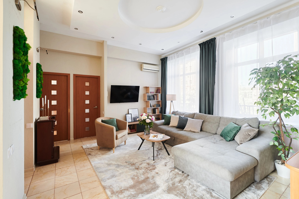 Квартира GM Apartments Стильная Трехкомнатная в Доме на Набережной