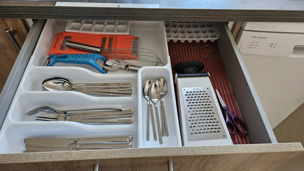 Квартира Большая евротрешка 80кв с двумя санузлами и огромной лоджией