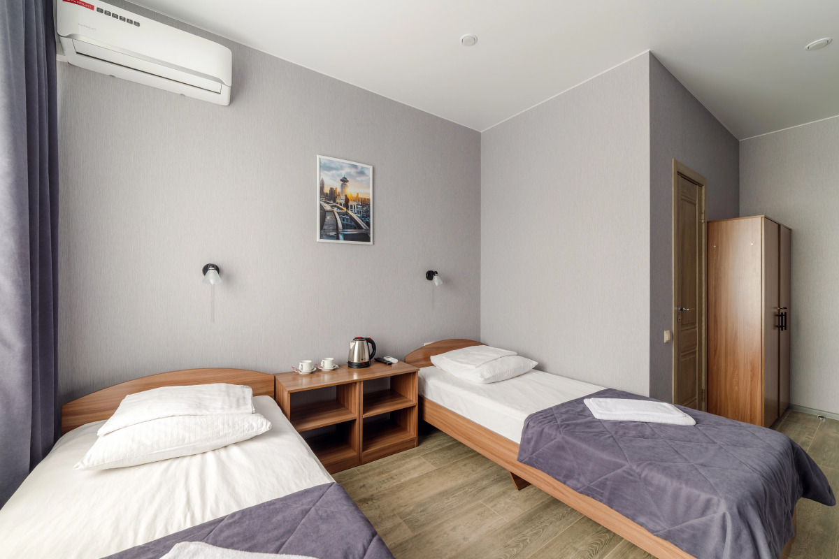 Отель Платон