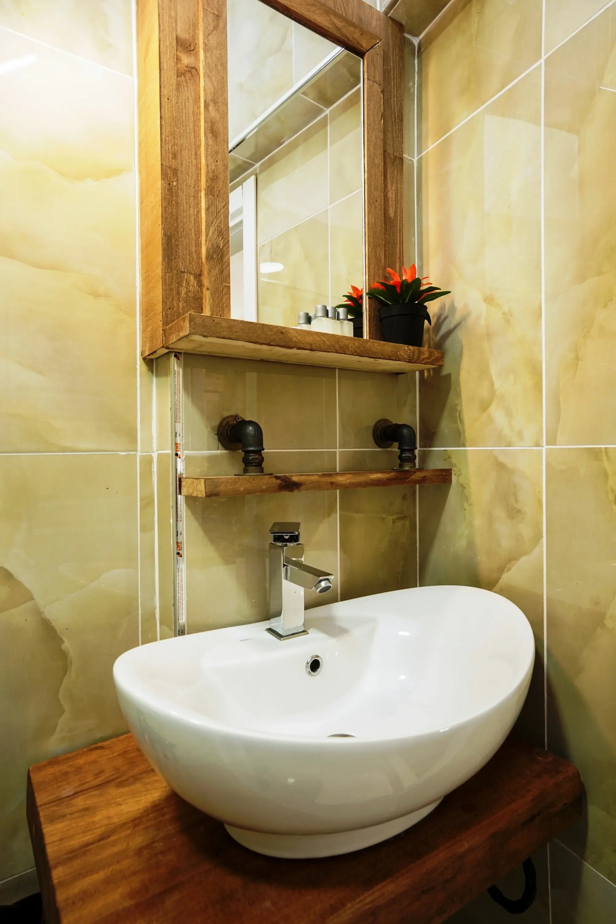 Апарт-отель  Cube Suites