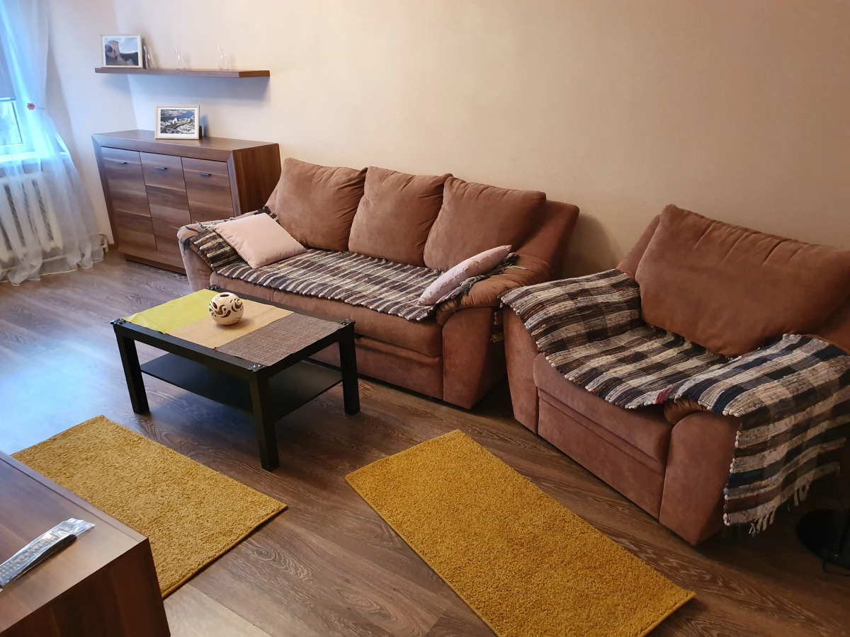 Квартира на Коммунальной 22а