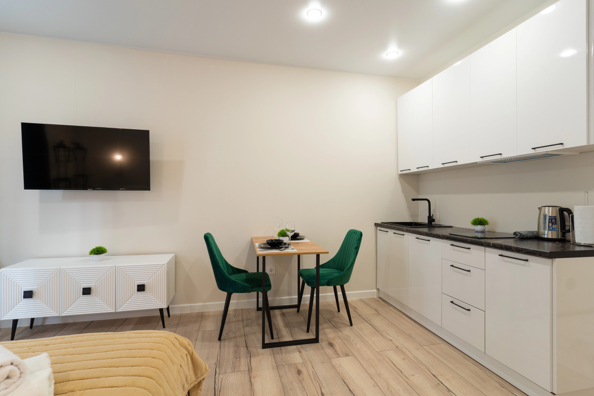 Апартаменты светлые и стильные от LetoApart