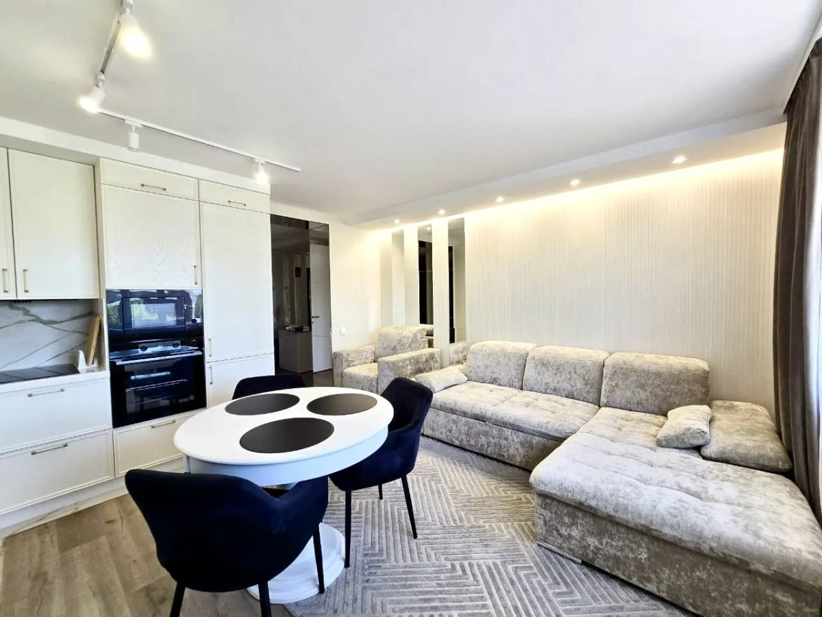 Квартира Евродвушка Люкс Ломоносова 6