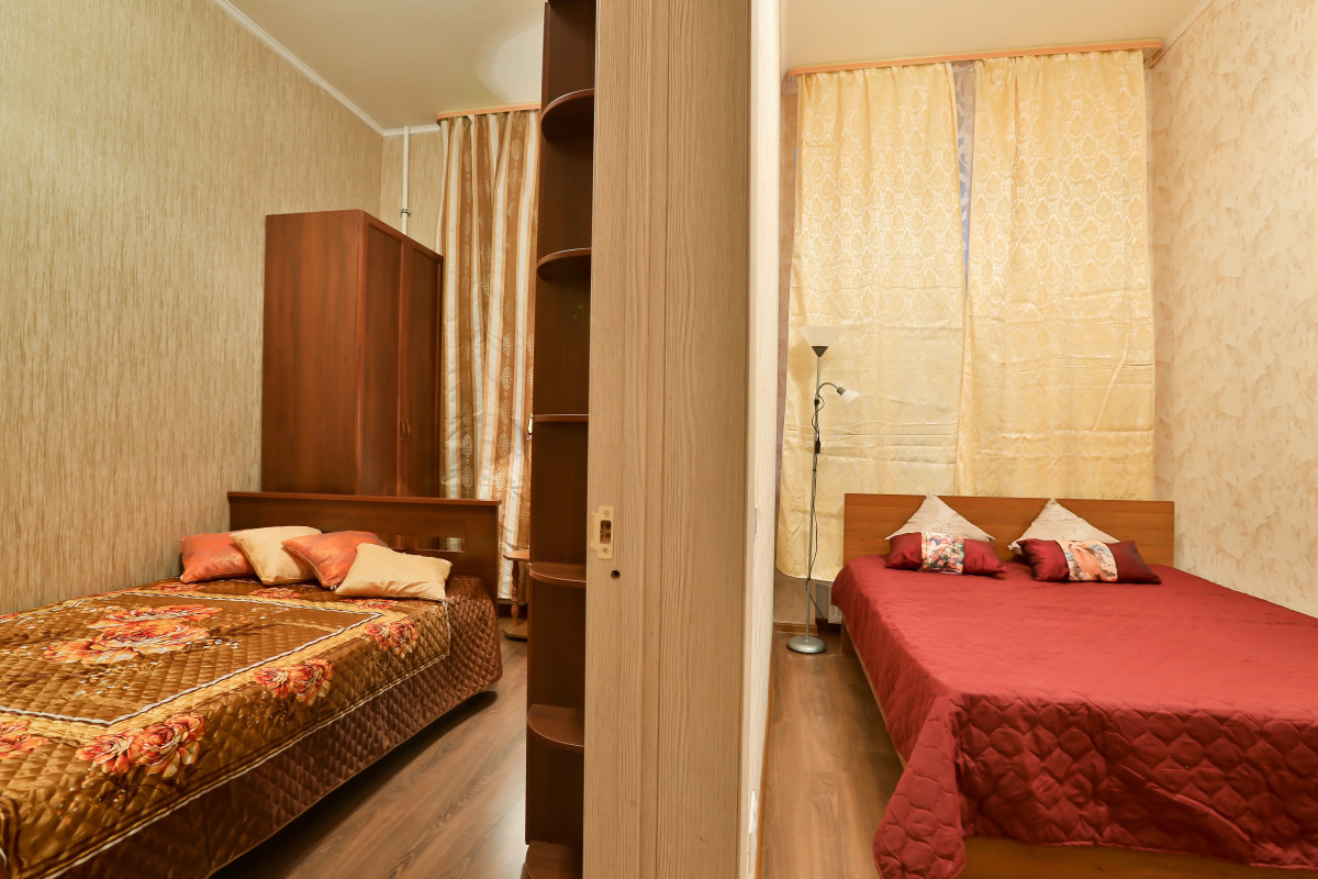 Апартаменты на Суворовском проспекте 48