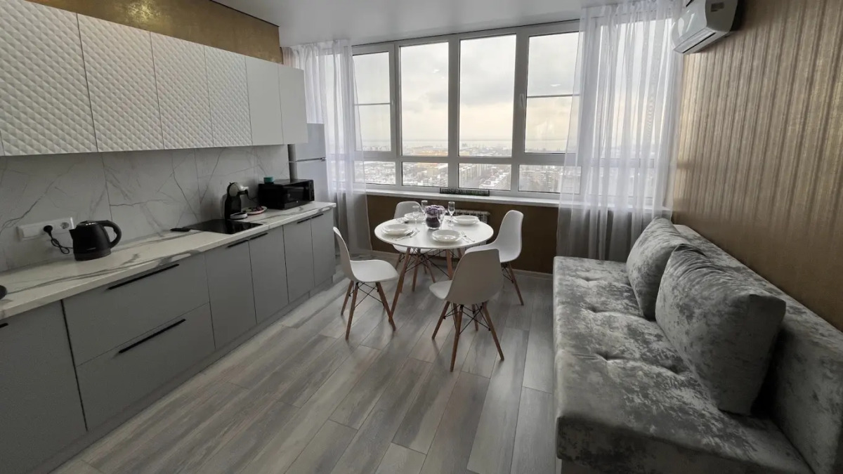 Квартира Tarhany Green House 1