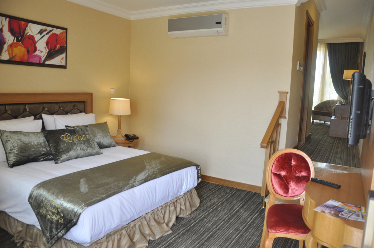 Отель Oscar Resort