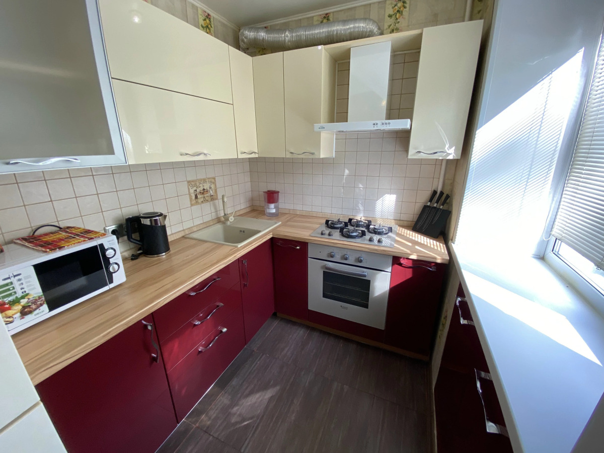 Апартаменты Курнатовского 76