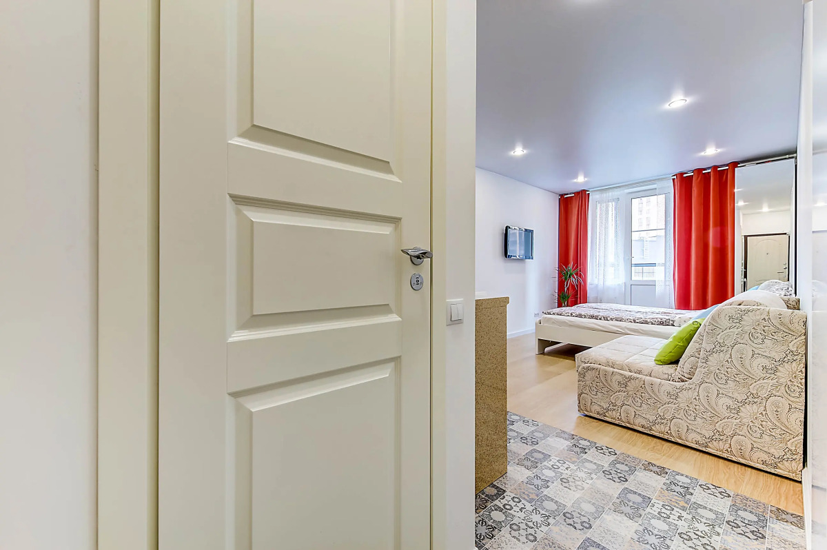 Апартаменты Red Curtains Studio