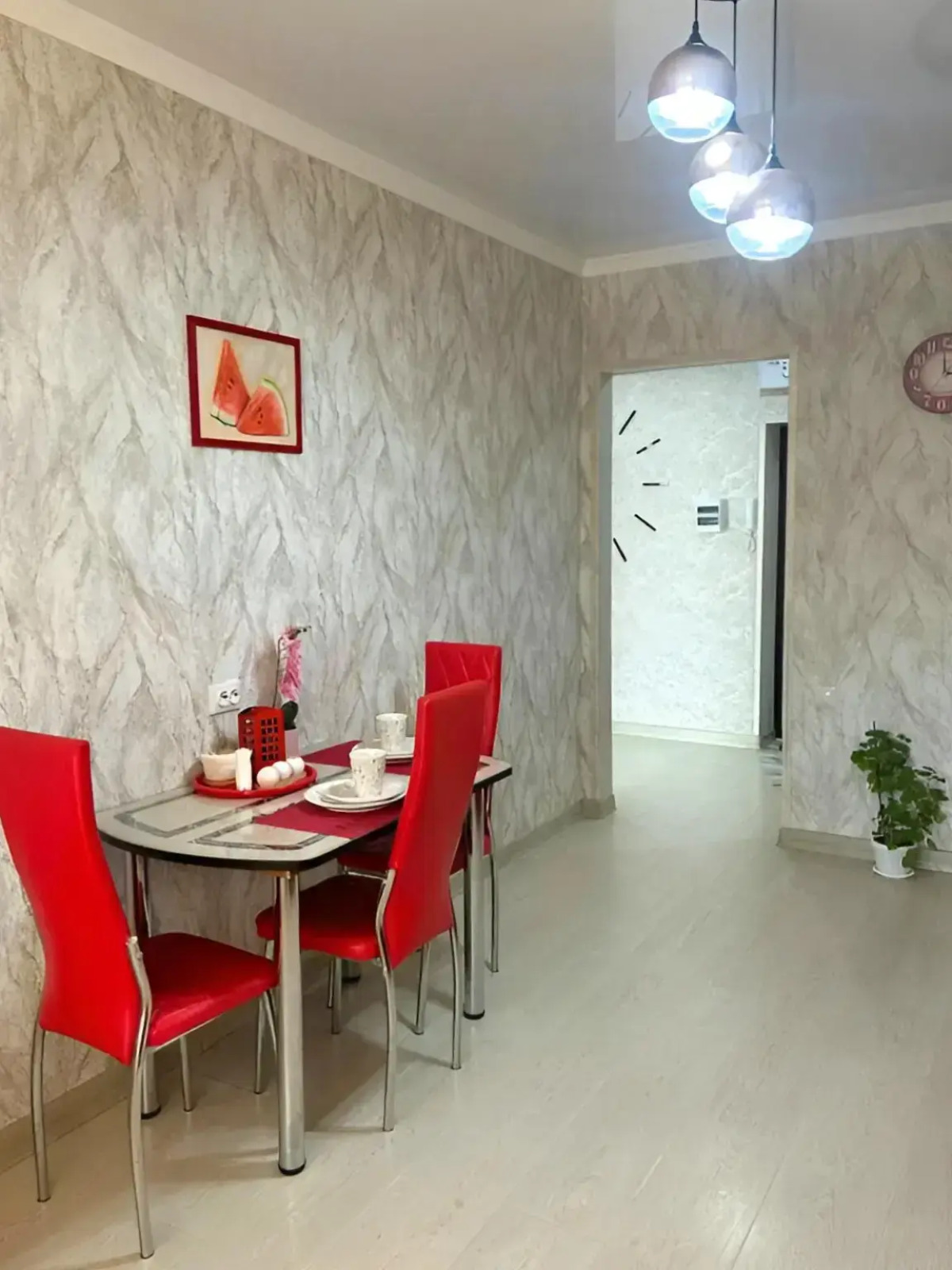 Квартира Уютная квартира с видом на горы и озеро