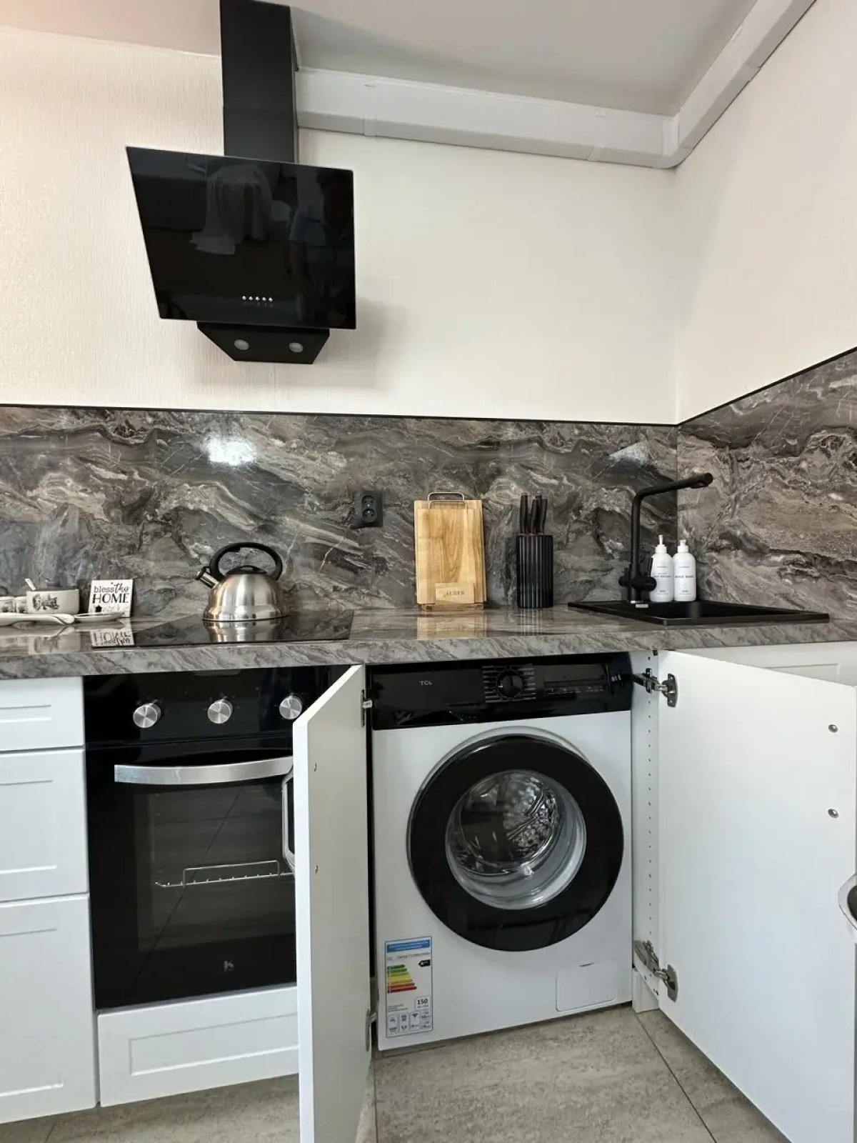 Квартира Однокомнатная на Проспекте Авиаторов Балтики, д. 25