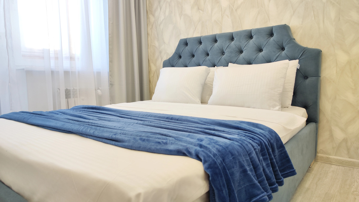 Апартаменты Panda Home возле ТЦ Остров