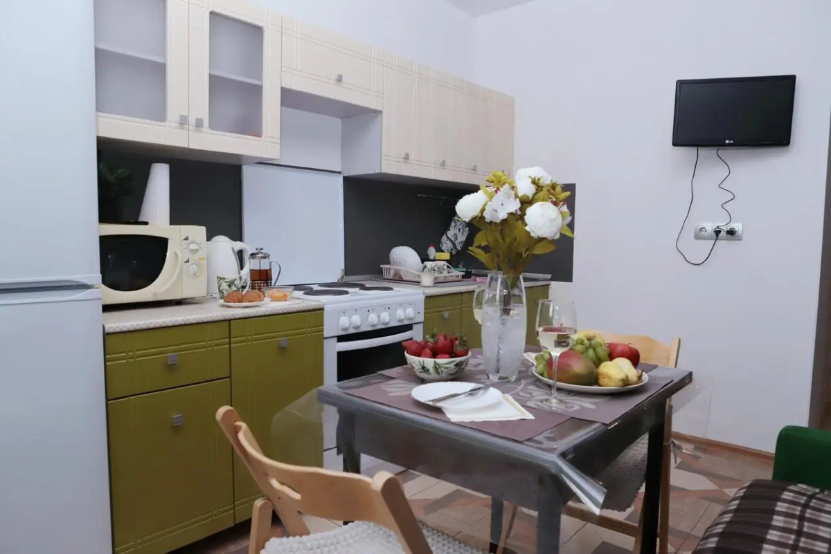 Апартаменты на 14 этаже мкр Супонево к10