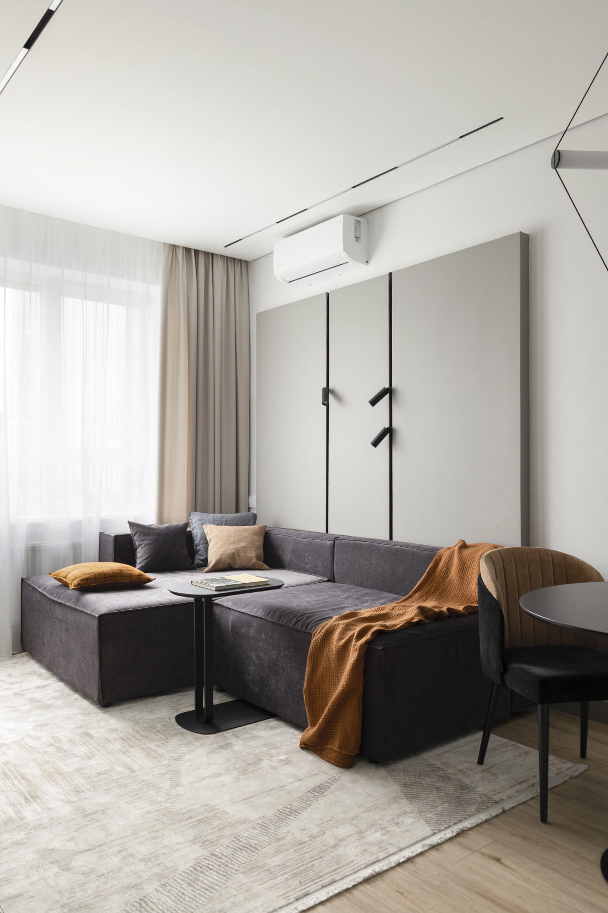 Апартаменты Jane-Apart Black&White