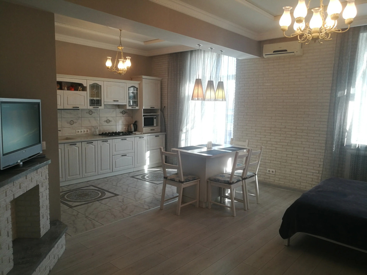 Апартаменты на Дворянской