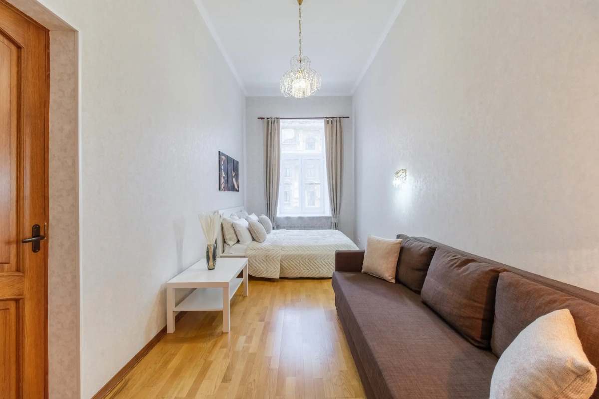 Апартаменты Видовые у Казанского собора 2 спальни 2 сан.узла 12 гостей