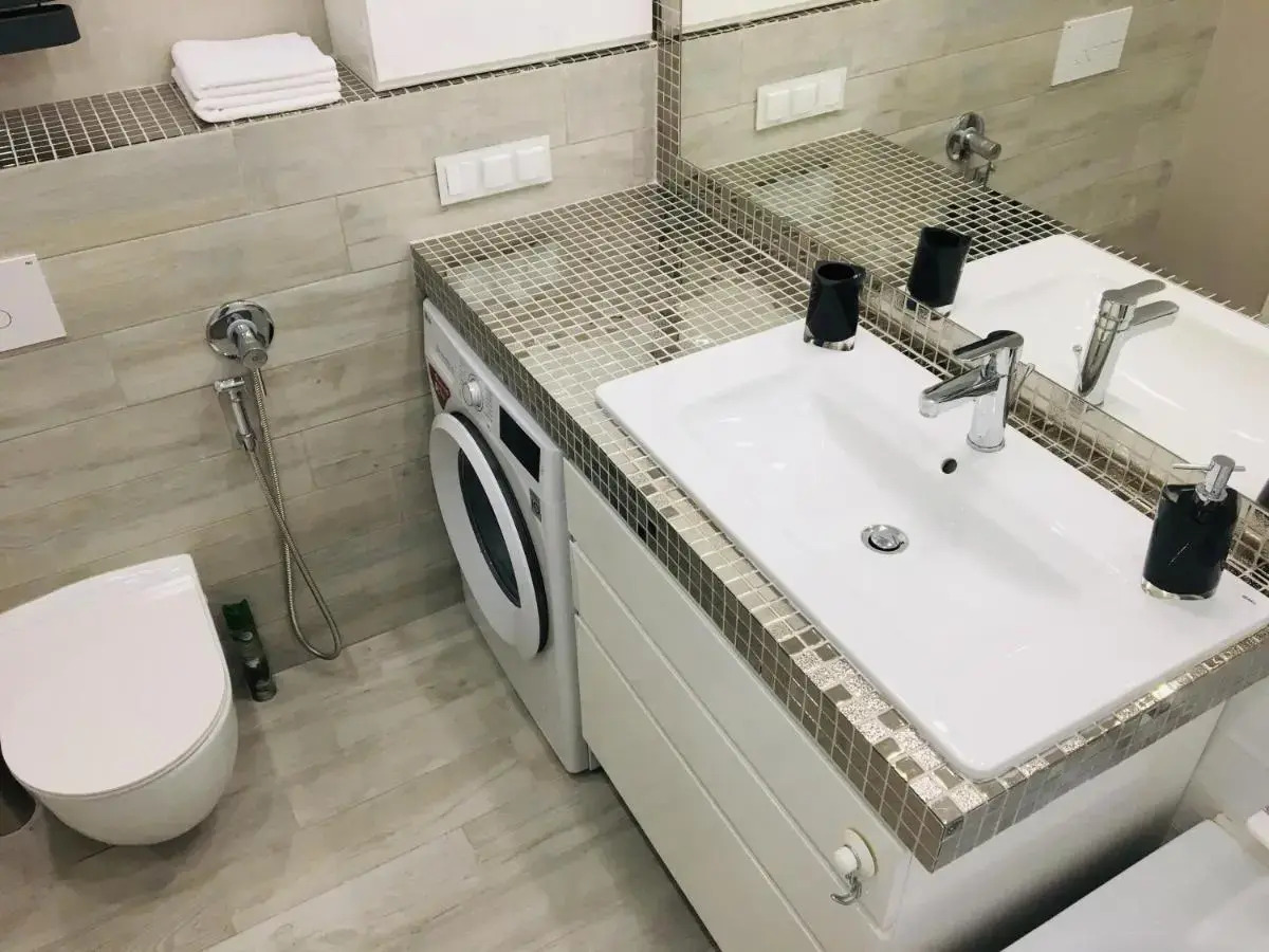 Апартаменты Apartburo с 2 спальнями и видом на море