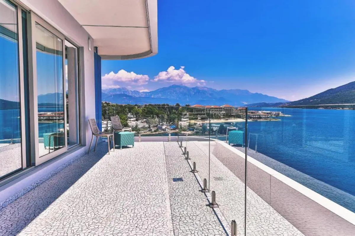 Отель Carine Kumbor Superior