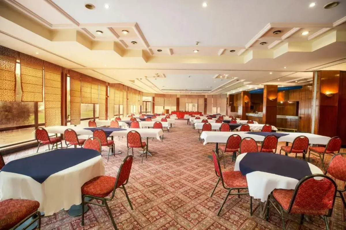 Отель Pyramisa Isis Hotel & Suites Luxor