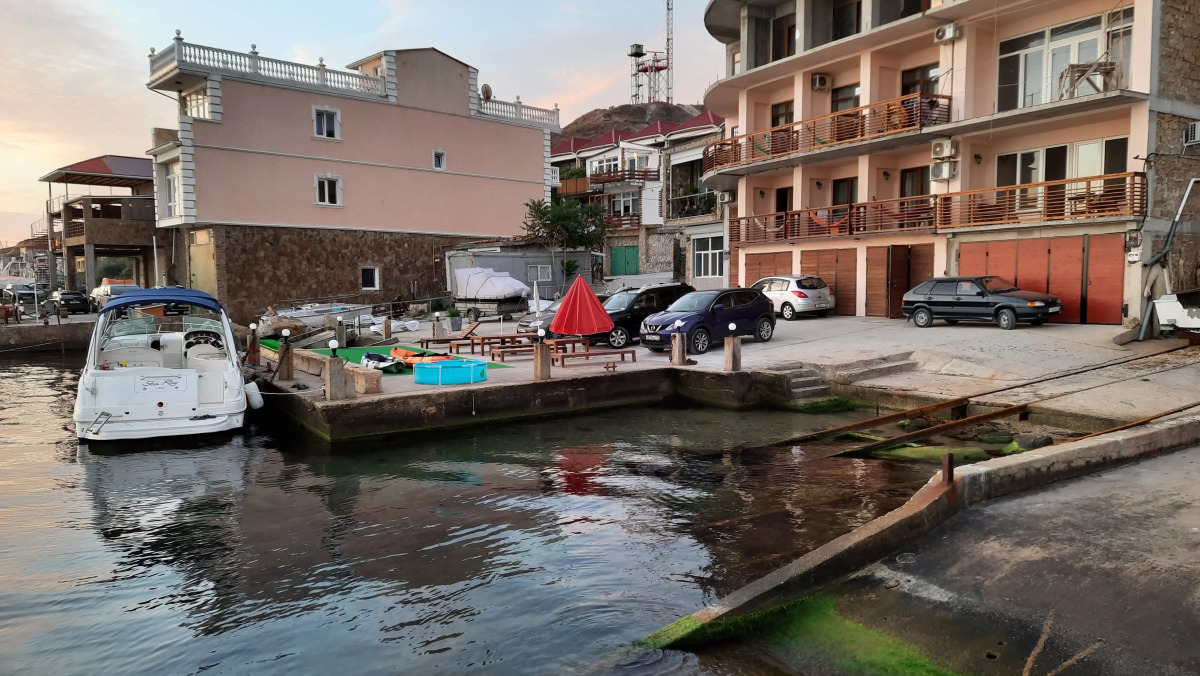 Яхт-клуб Кайрос