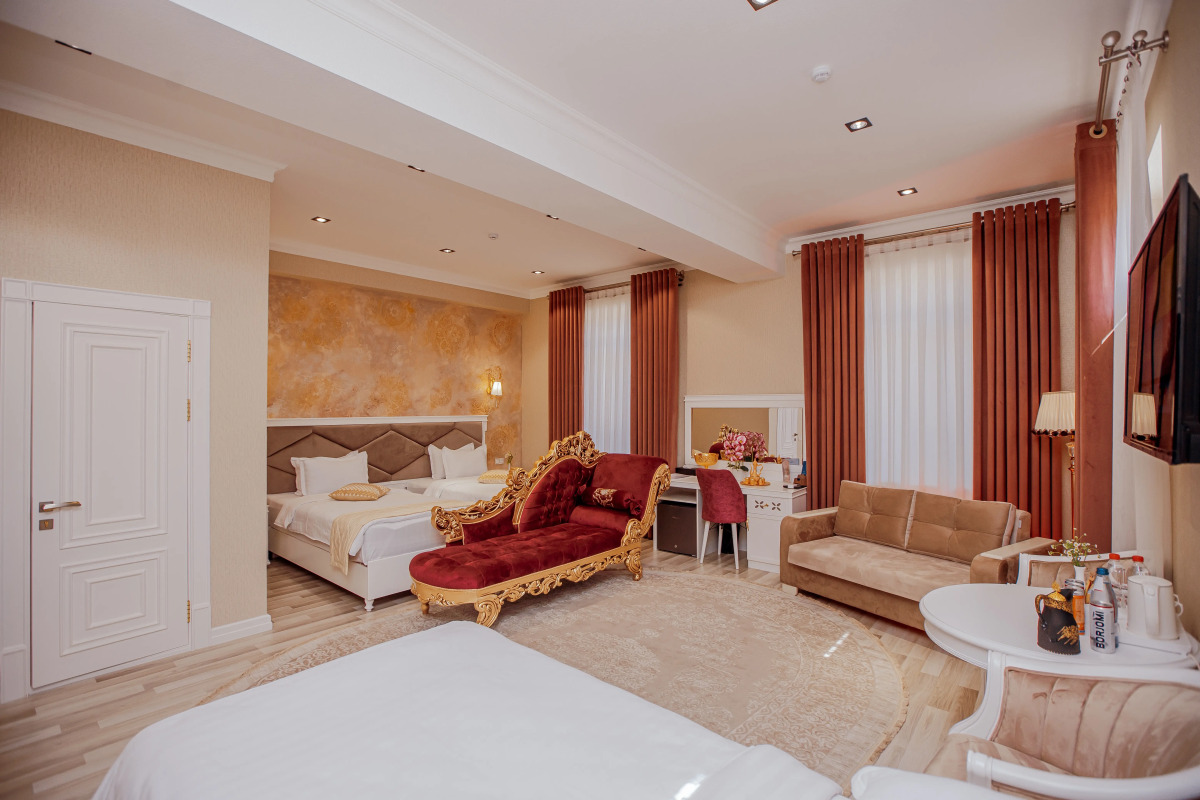 Silk Road Empire Hotel