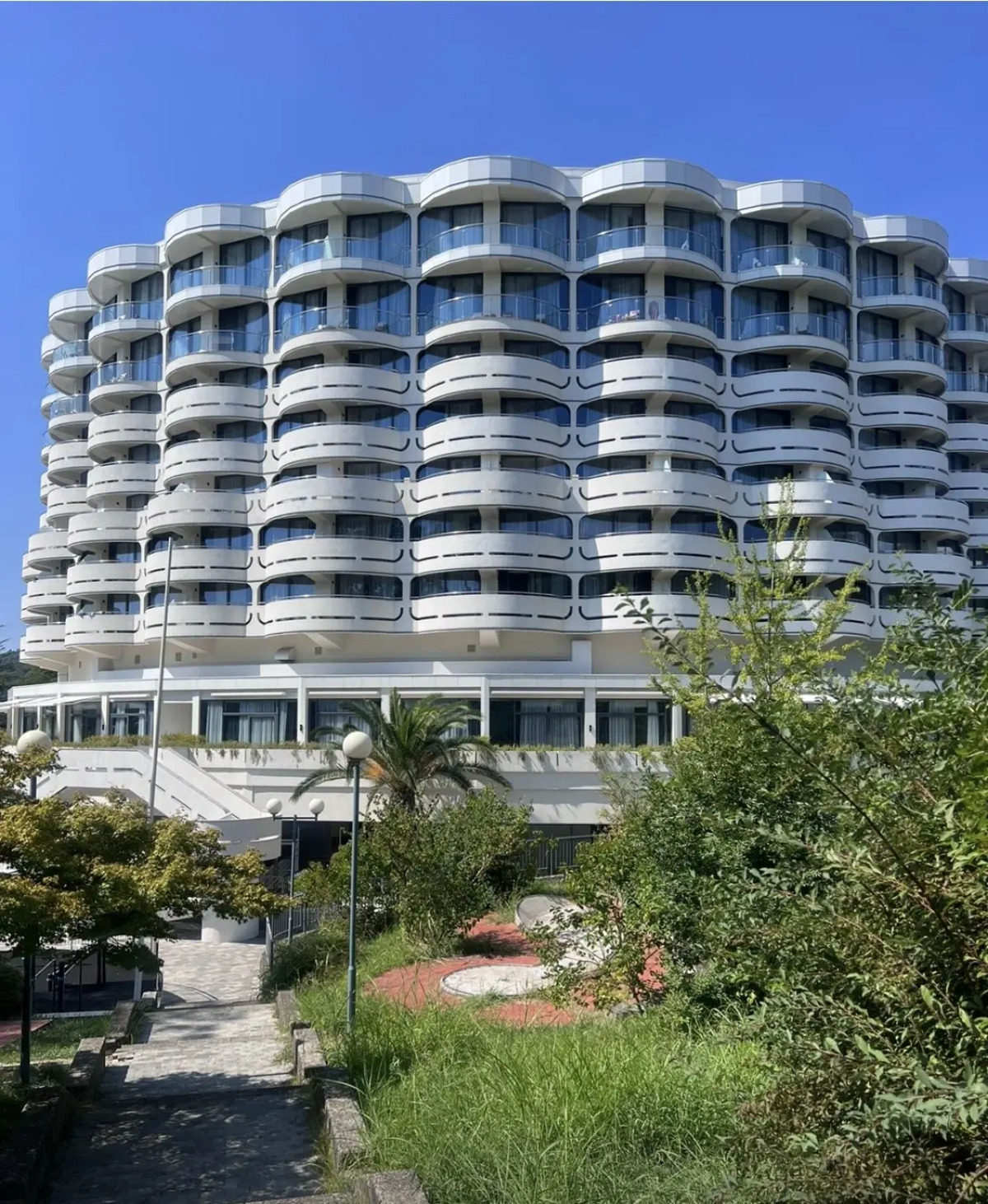 Апартаменты Дизайнерские с бассейном и морем вместимостью от 1 до 3 гостей от собственника