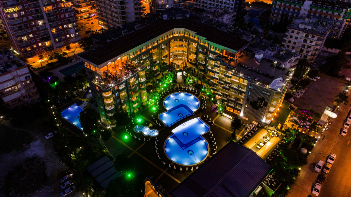 Отель Senza Grand Santana