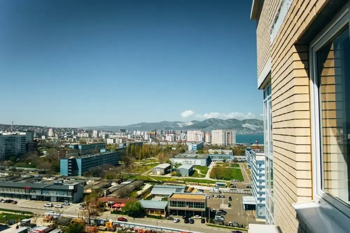 Апартаменты Uzorapart Просторная Евродвушка у Пляжа Алексино с Видом на Закат