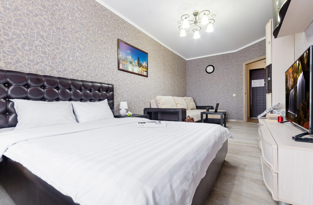 Апартаменты 24 Этаж Панорама Города и Гор  ЖК Большой, Самый Центр Бесконтактное Заселение 24/7 by Depart Apart