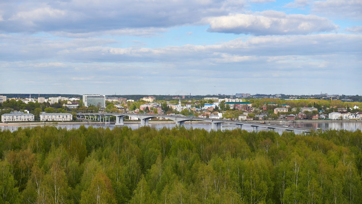 Квартира с Видом на Историческую Часть Костромы и Волгу