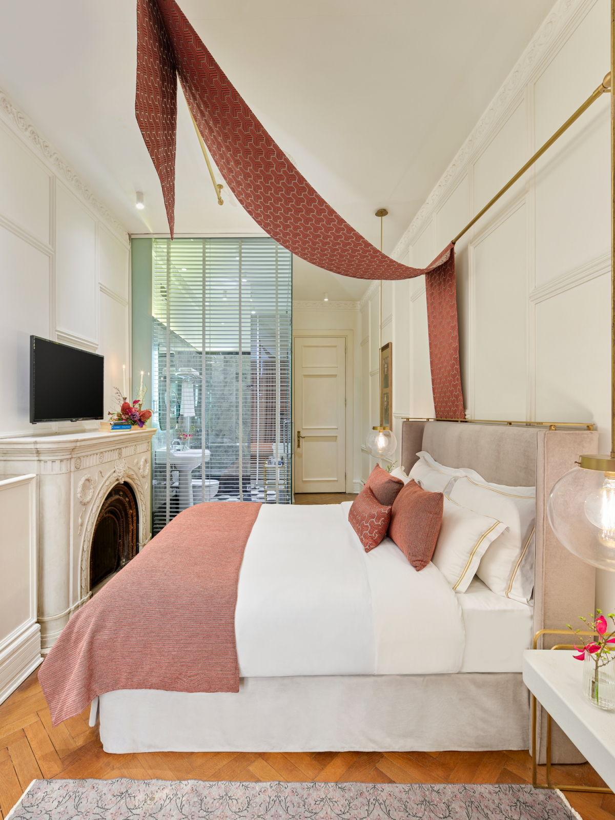 Отель Mr CAS Hotels