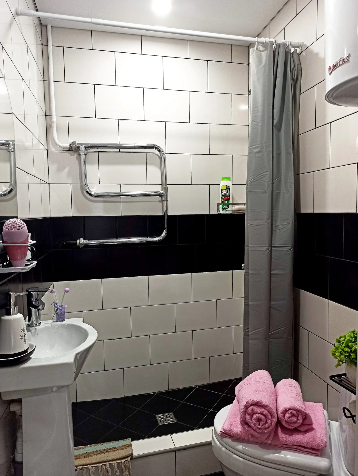 Студия 4 Тат Хаус на улице Габдуллы Тукая 9 в Центре Города