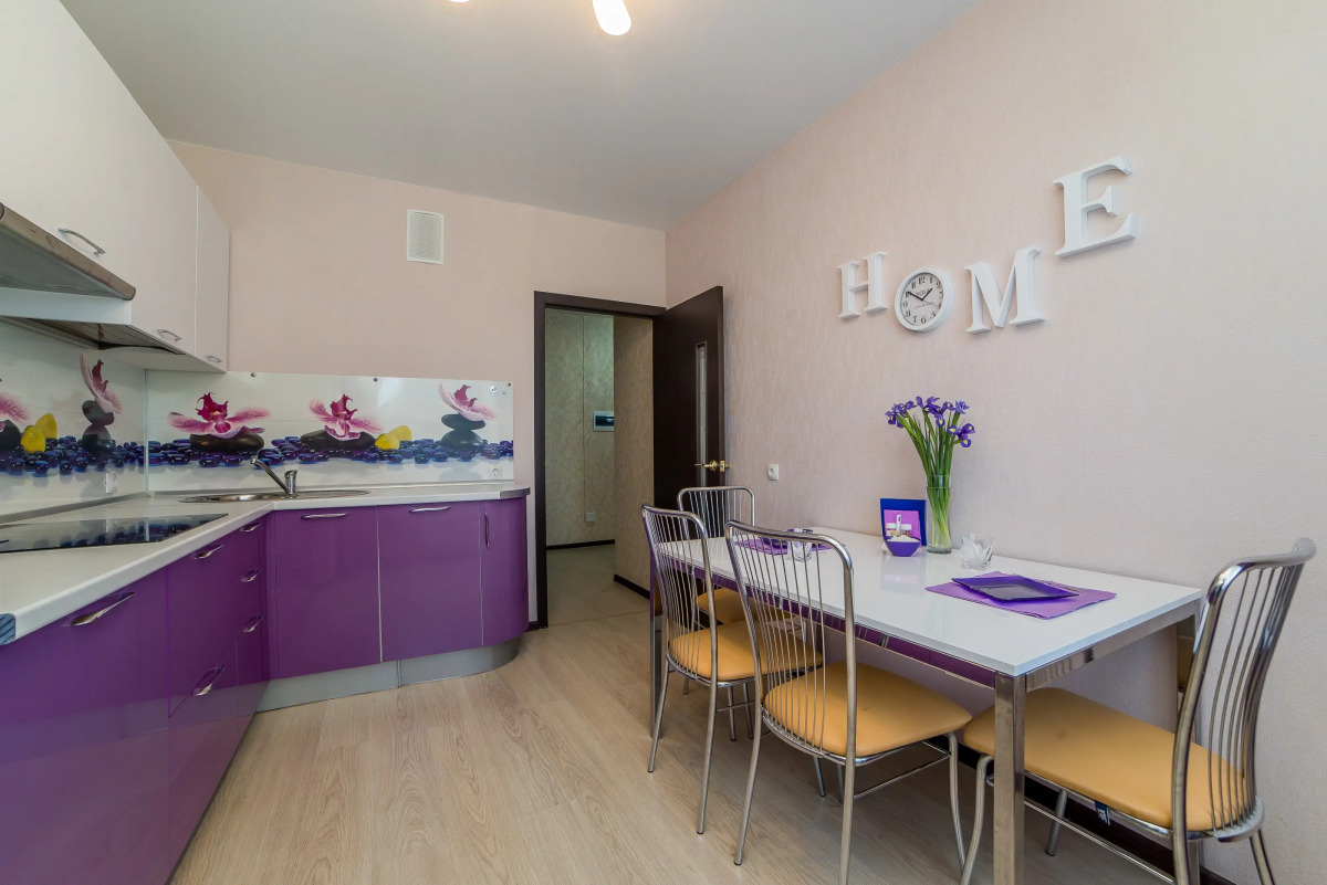 Апартаменты на Чкалова 242