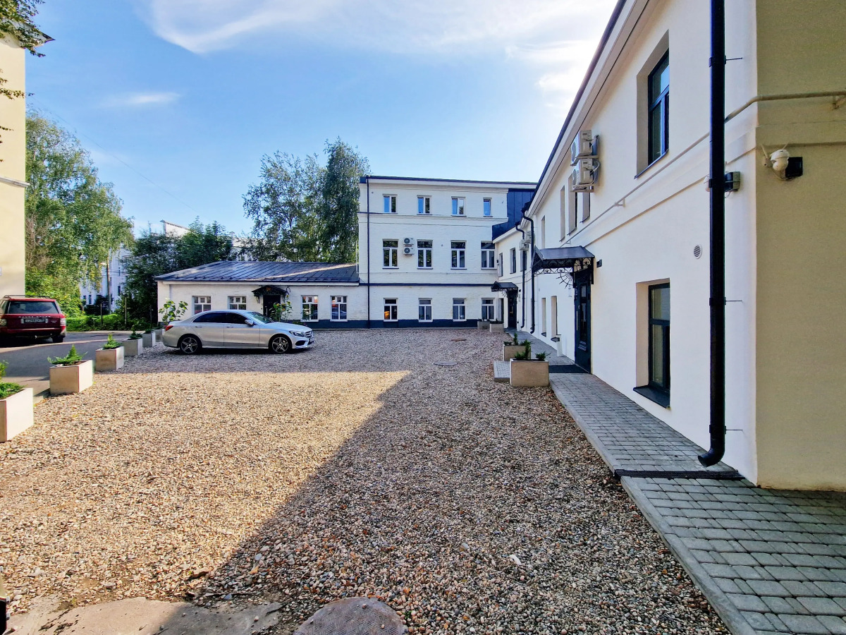 Апарт-Отель Дом с Гаргульями