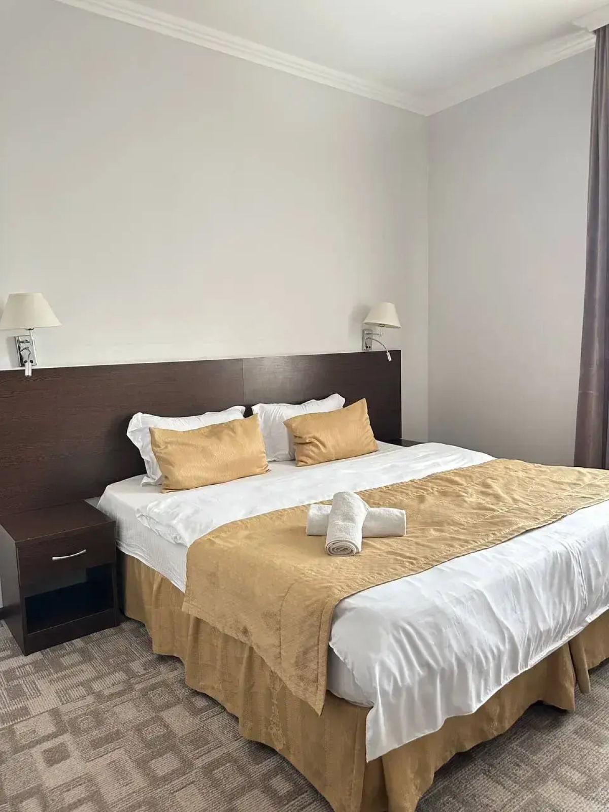 Отель Танжарык