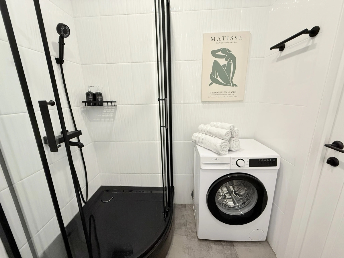 Квартира Улучшенная на улице Анны Ахматовой 11к3